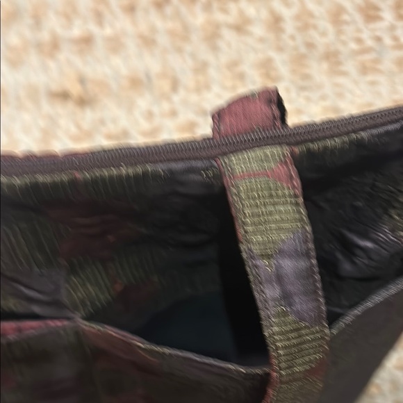 Marcua Elegant Multicolor Tote Bag - Picture 9 of 10